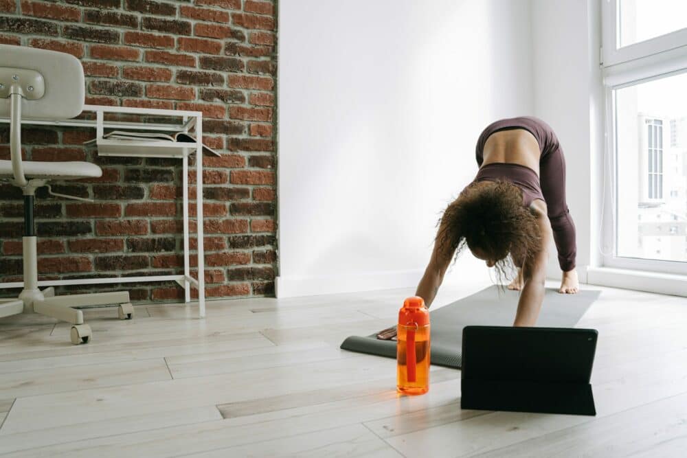 The Benefits of Online Yoga and Meditation for Mental Health