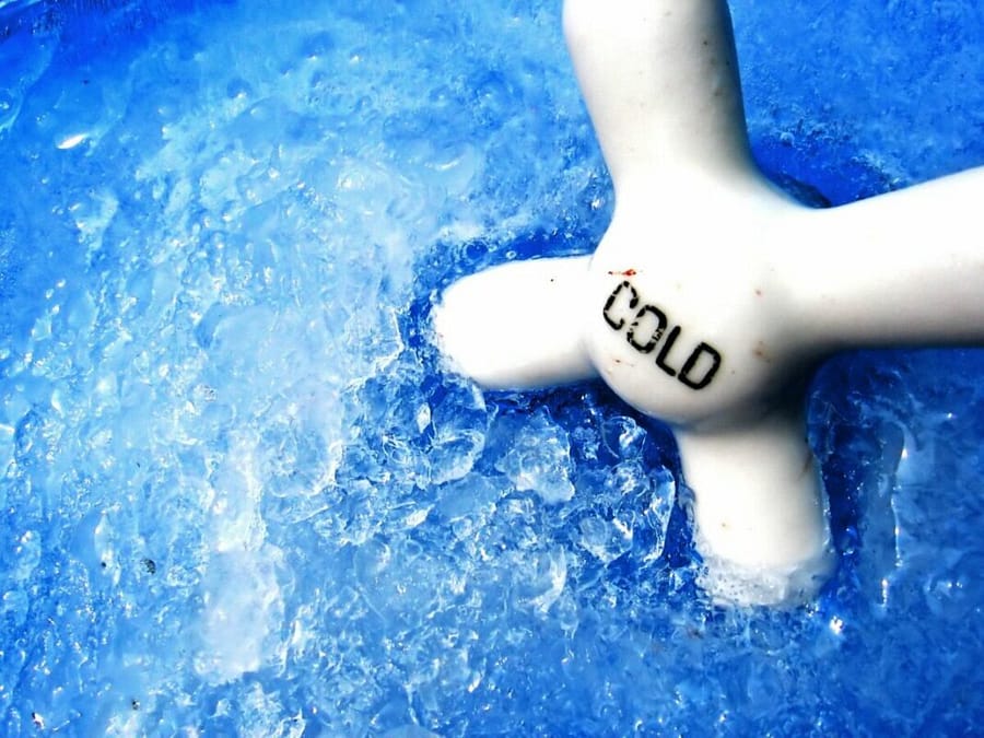 What To Know About Cold Plunges